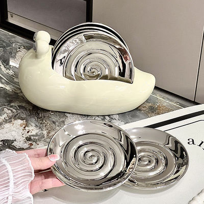 Conjunto de utensílios de cozinha com recipiente de caracol cerâmico pintado à mão