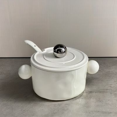 2024 Tendência de cerâmica de orelhas duplas em forma de coração Taça tampa de aço inoxidável recipiente de alimentos microondas instantâneos de macarrão impresso