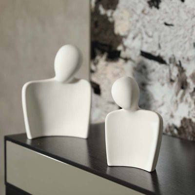 Figura de casal de amor Ornamentos Bambu Abstract Amantes abraçados Estátua Escultura Cer