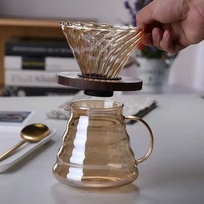 Copo de café reutilizável de vidro de alto borosilicato com filtro de gotejamento de cone transparente