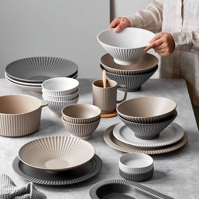 Refeições descartáveis pratos taças copos conjunto com design de relevo em estilo moderno nórdico cerâmica esmaltada fosca