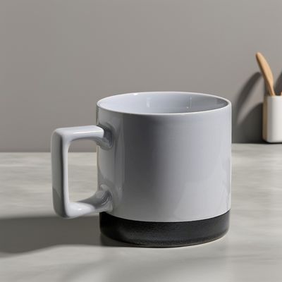 Conjunto de taças de café de porcelana de cerâmica Clásica Europa Pour Dripper e Saucer de caneca de estilo francês para equipamentos de café