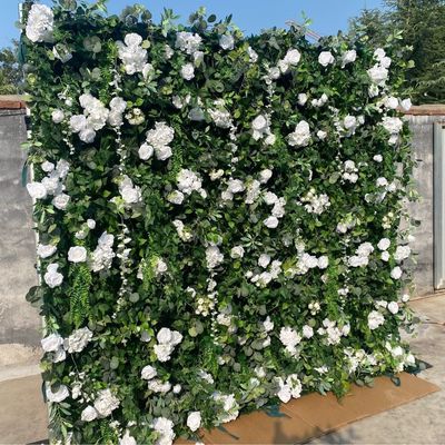 Parede de flores em tecido 3D e plantas verdes simuladas para casamento Dia dos Namorados Natal