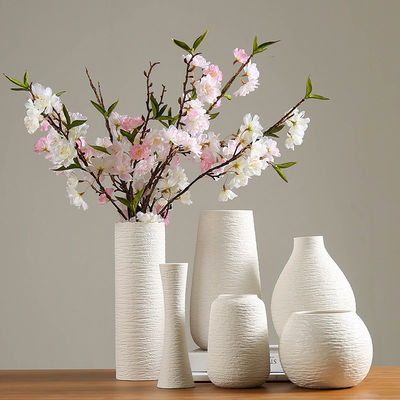 Low MOQ Designer de arte clássica Vaso cerâmico feito à mão para mesa Decoração de mesa de casamento