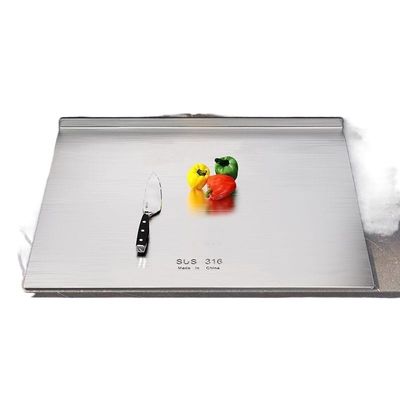 Tabela de corte transparente de gelo 4 com medidas para design de cozinha moderna