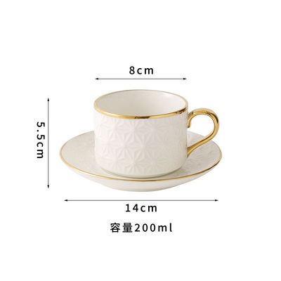 Embalado em caixas Luxury White Tea Set com elegantes canecas de bambu e copos modernos de cerâmica