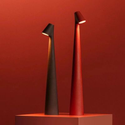 Lâmpada de mesa LED cerâmica recarregável Design animal irregular em estilo Art Deco para casa e escritório