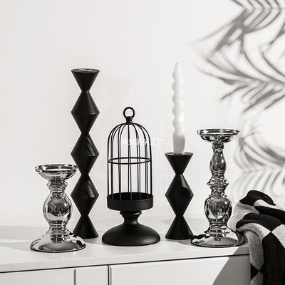 Cor personalizada Aceitável Candelabro de metal moderno para evento de casamento festa de aniversário