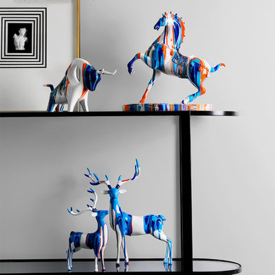 Ornamento de resina de cavalo galopante antigo Uma decoração única e elegante para celebrações