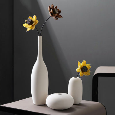 Vaso de arranjo floral seco feito à mão em cerâmica branca para decoração de mesa