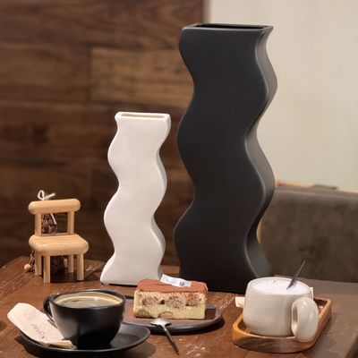 Decoração de Casas de Casamentos Vaso de Cerâmica Branca Moderna para Sala de estar Decoração de Mesa de Jantar