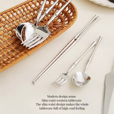 Logotipo personalizado aceitável 24pcs Elegante ouro de aço inoxidável Flatware Set para hotel
