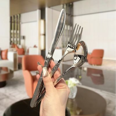 Voltar à Escola série Knight talheres de aço inoxidável para casamento sustentável