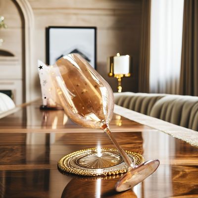 Desfrute dos ricos sabores dos vinhos de Borgonha Bordeaux com copos de âmbar cristalino sem chumbo