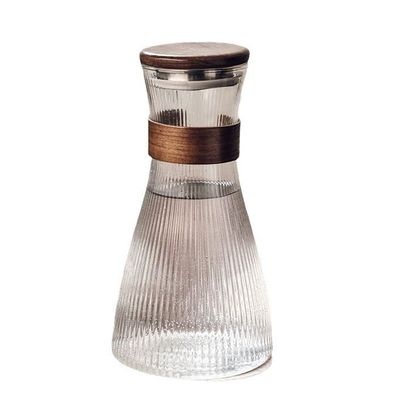Conjunto de bebidas de vidro de borosilicato de alto tamanho personalizado para garrafas de água fria domésticas modernas