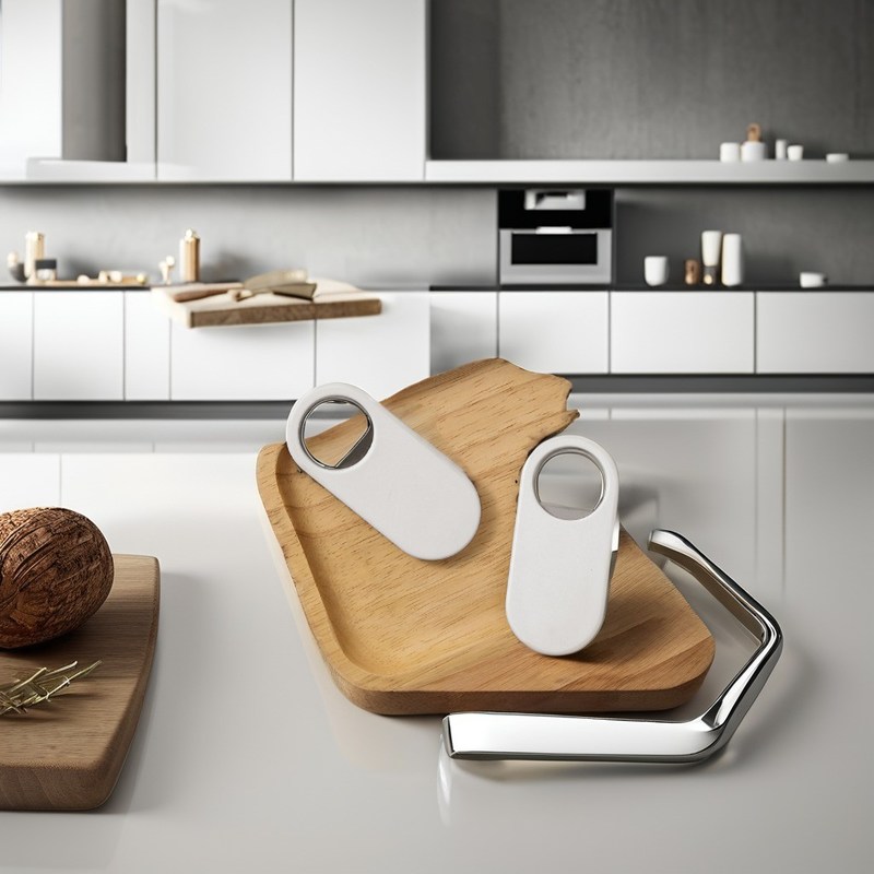 Abridor de garrafas de aço inoxidável com ímã de cor personalizada para servir em casa e restaurante