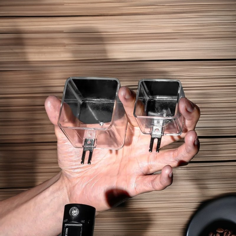 Medição precisa do peso dos alimentos com uma balança digital de 300 g e um ecrã LCD