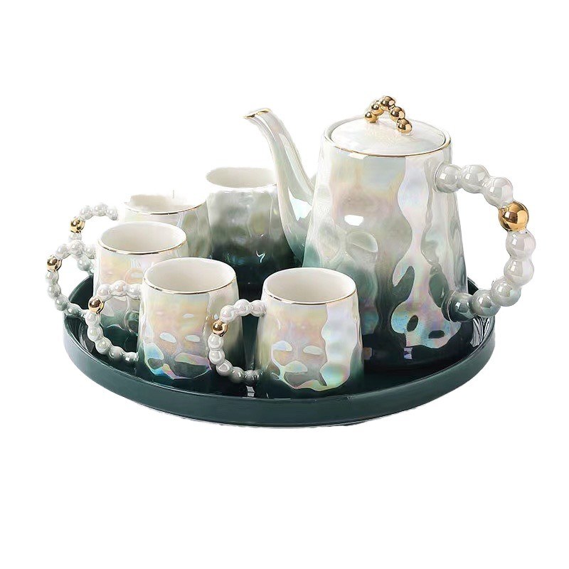 Material de bambu em estilo moderno Copo de café em forma de concha de cerâmica rosa e prato para chá da tarde