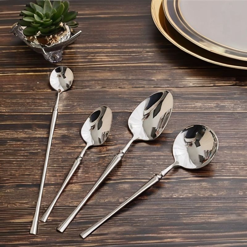 Voltar à Escola 24pcs Luxury Gold Stainless Steel Flatware Set para Design Contemporâneo